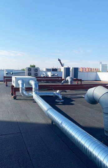 instalación de una climatización industrial Toshiba